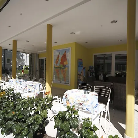 Hotel Lara 2*
