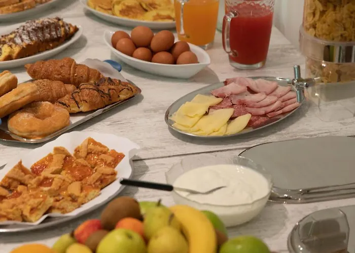 Lara リッチョーネ