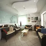 Hotel Lara