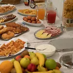 Lara Riccione